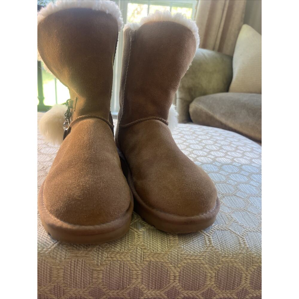 UGG Classic Short Charm Women’s Suede Shearling Pull-On Mid-Calf Boots US 7 - Picture 7 of 10